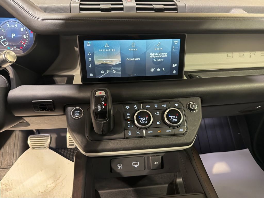 Used 2020 Land Rover Defender 110 HSE image 16