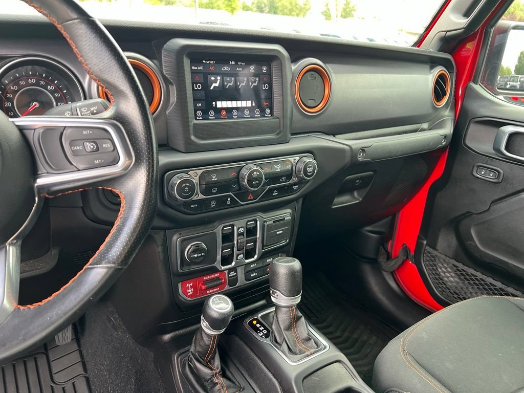 Used 2021 Jeep Gladiator Mojave w/ LED Lighting Group AWD/4WD image 32