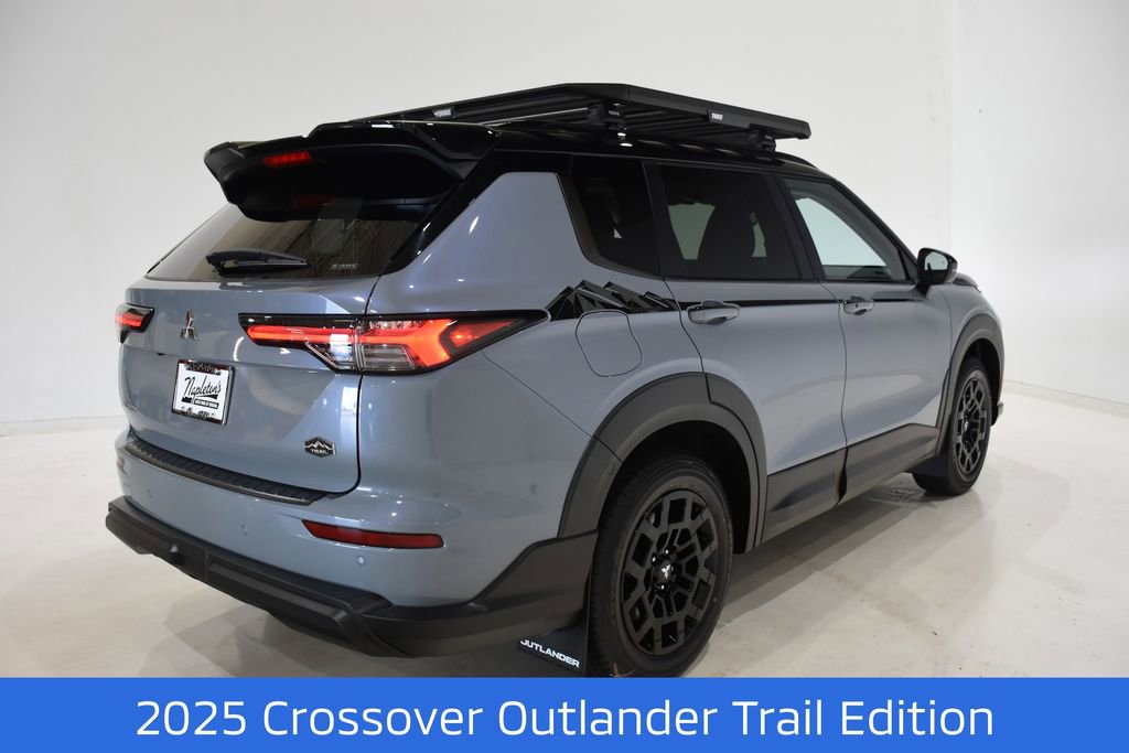 New 2025 Mitsubishi Outlander Trail Edition image 4