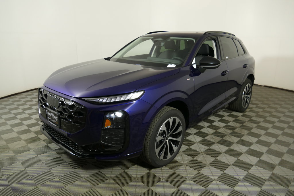 New 2026 Audi Q3 quattro 2.0T AWD/4WD image 7