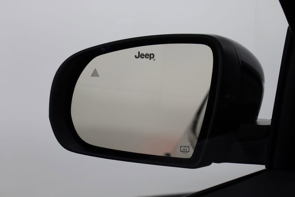 New 2026 Jeep Compass Latitude image 42