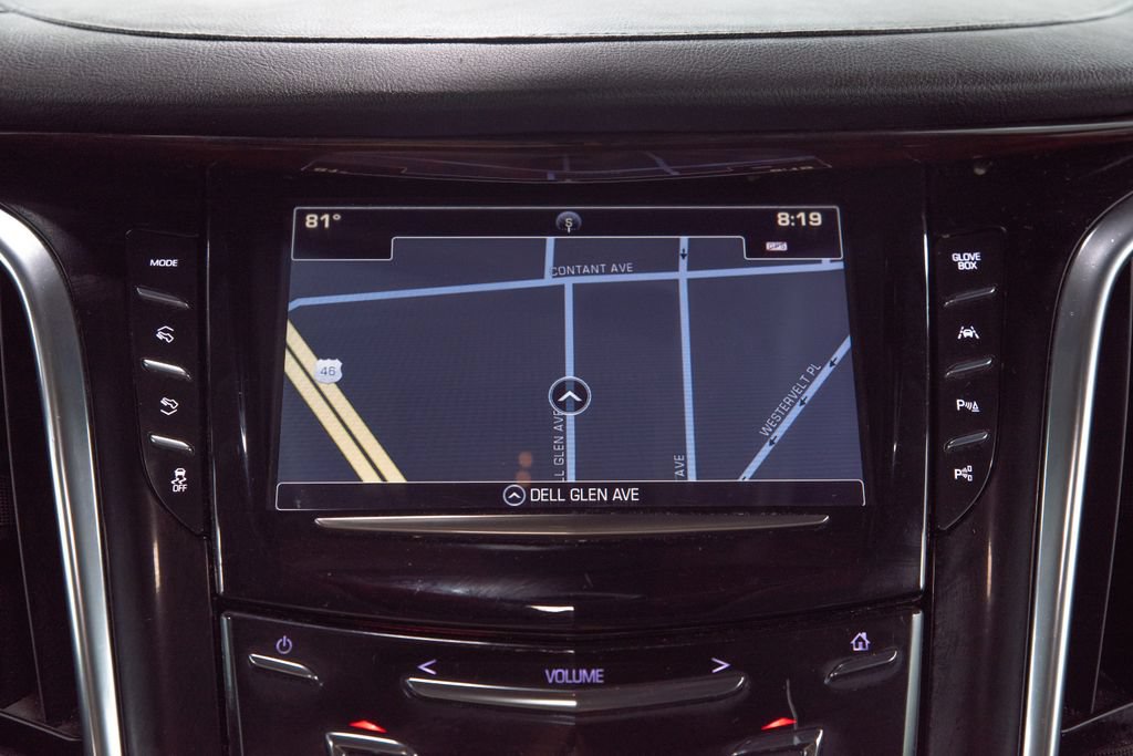 Used 2017 Cadillac Escalade ESV Premium Luxury AWD/4WD image 37
