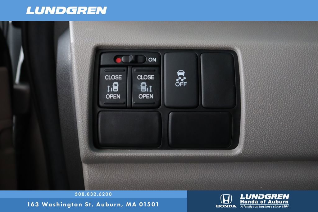 Used 2012 Honda Odyssey EX image 25