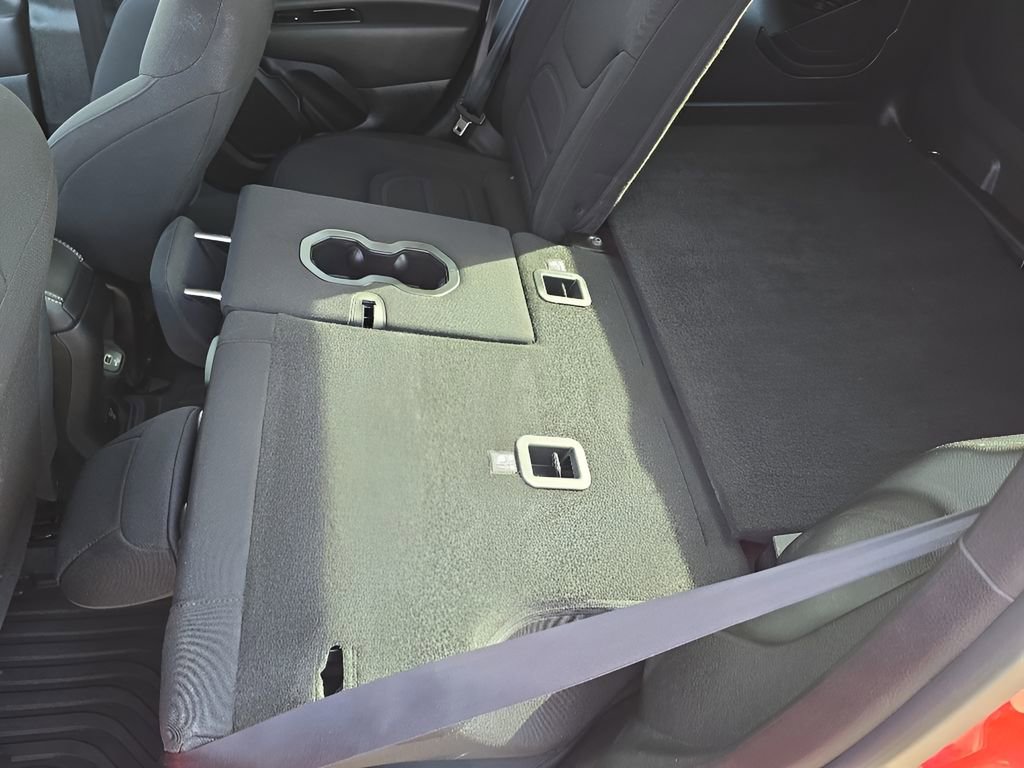 Used 2022 Jeep Renegade Latitude w/ Convenience Group image 32