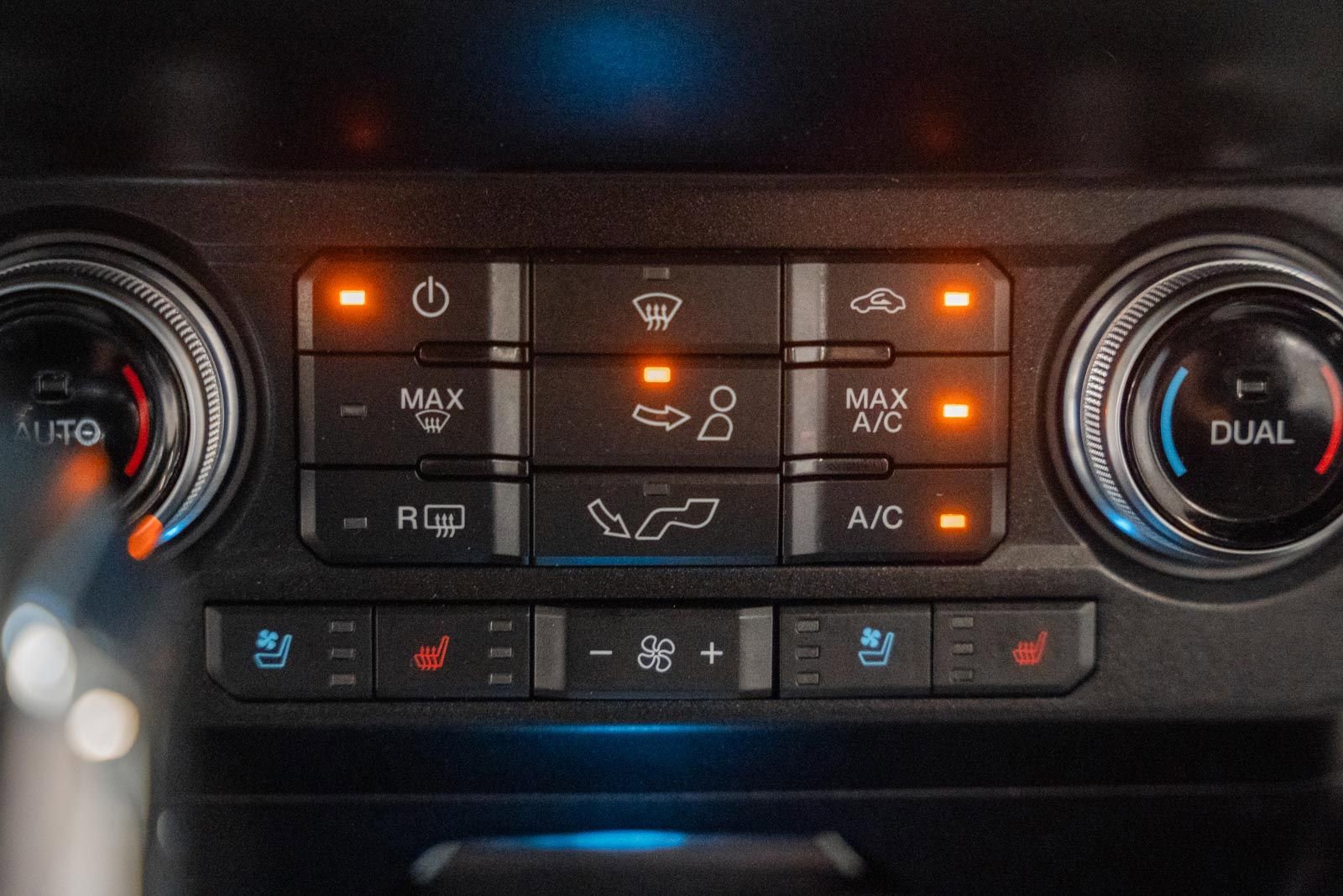 Used 2020 Ford F150 Lariat w/ Equipment Group 502A Luxury AWD/4WD image 26