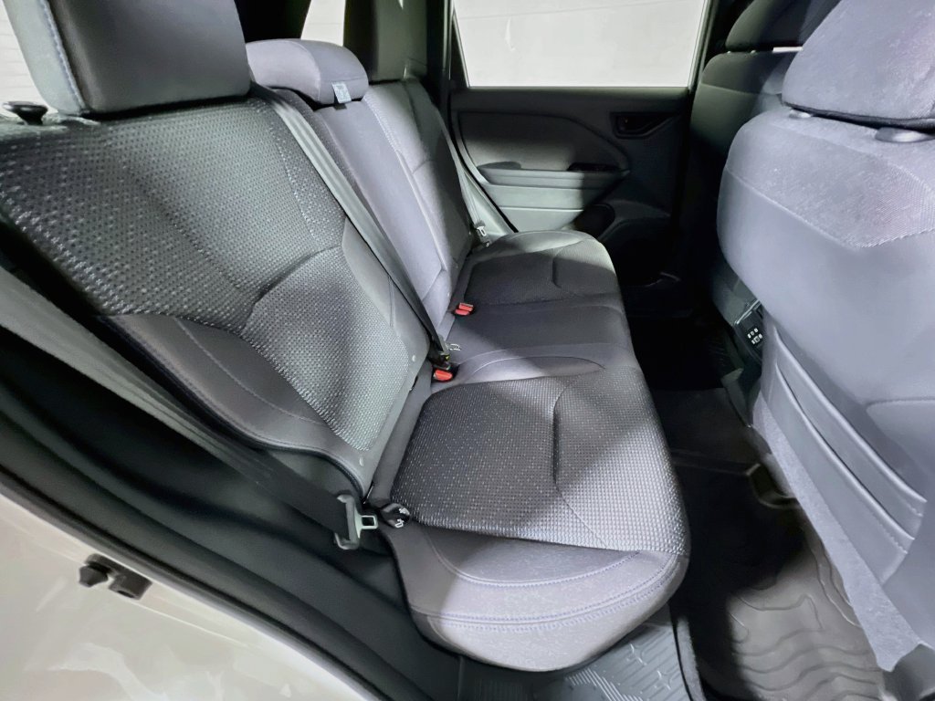 Certified 2025 Subaru Forester Premium AWD/4WD image 23