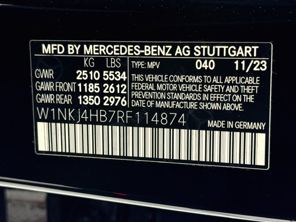 Used 2024 Mercedes-Benz GLC 300 4MATIC image 34