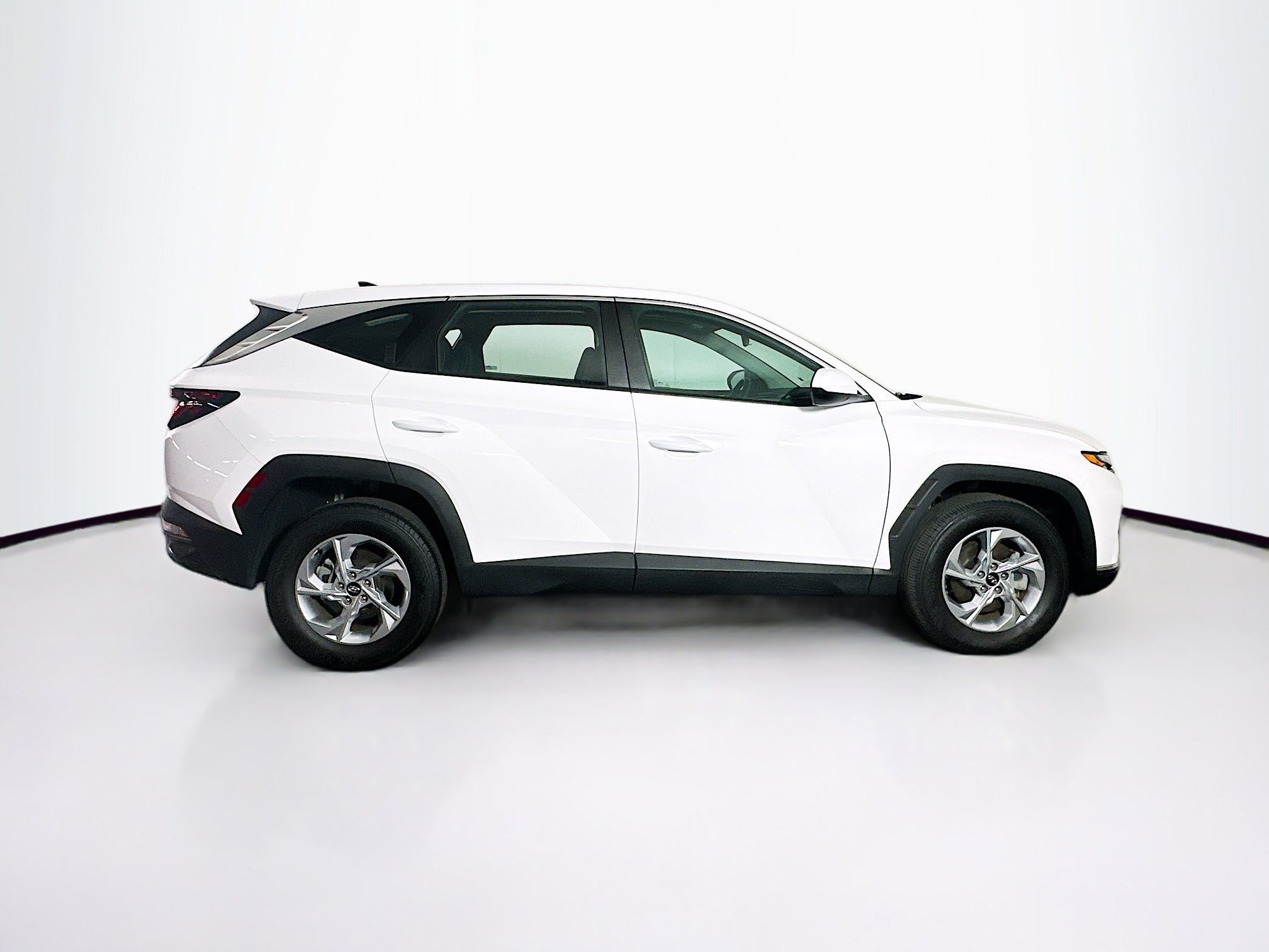 Used 2024 Hyundai Tucson SE AWD/4WD image 10