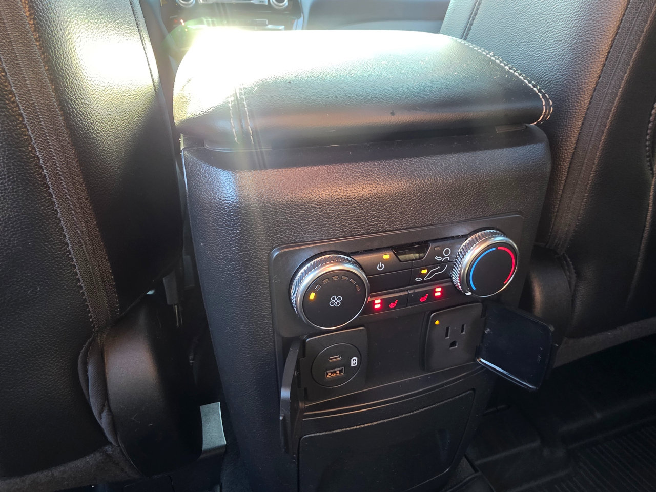 Used 2022 Ford Explorer ST w/ ST Street Pack image 6