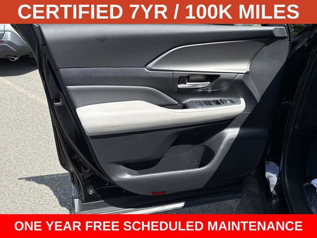 Used 2025 Toyota Grand Highlander FWD image 12