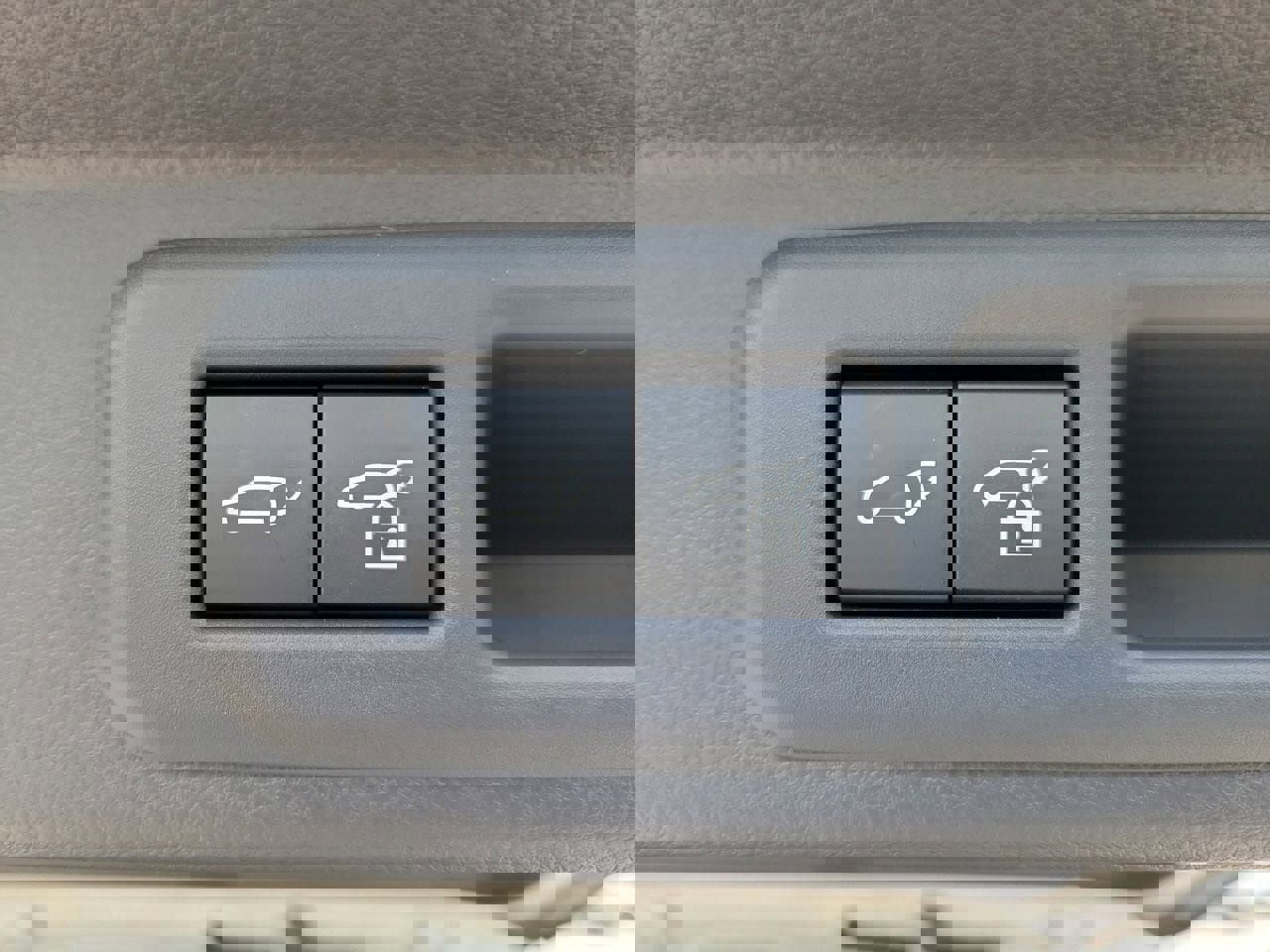 Used 2026 Toyota Sequoia Platinum image 9