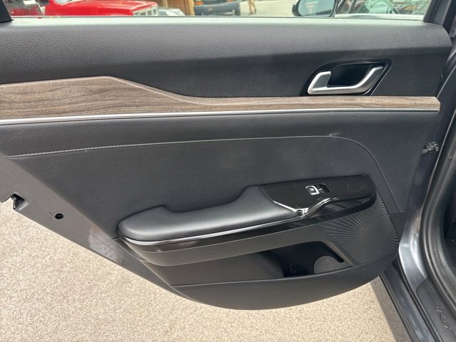 Used 2023 Kia K5 EX image 15