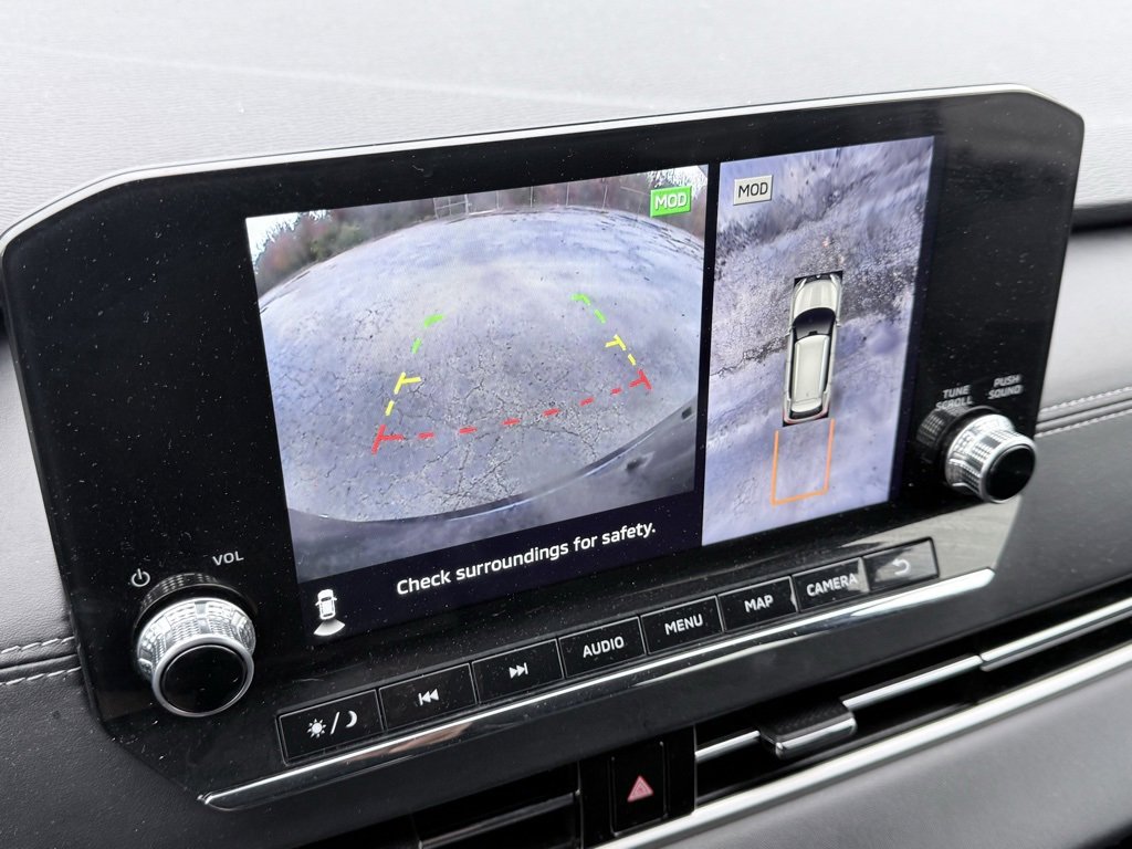 Used 2024 Mitsubishi Outlander SE image 16