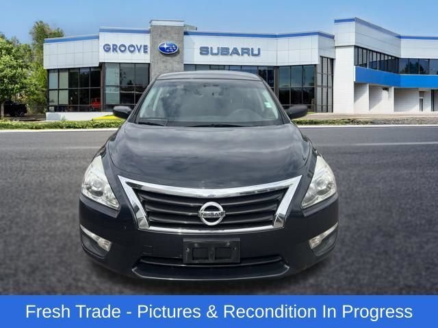 Used 2015 Nissan Altima 2.5 S w/ Special Edition Package FWD image 9