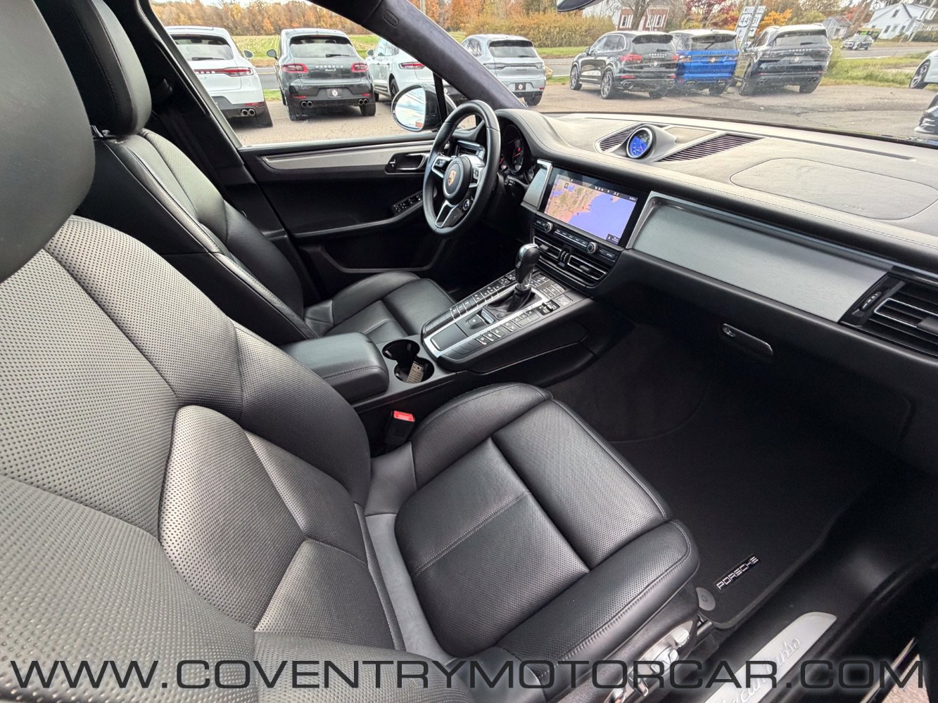 Used 2020 Porsche Macan Turbo image 42