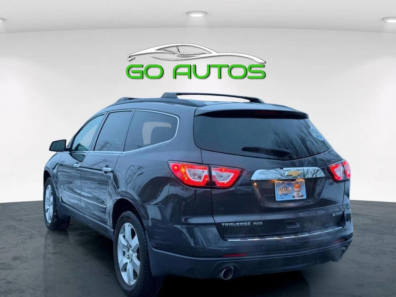 Used 2017 Chevrolet Traverse Premier image 3