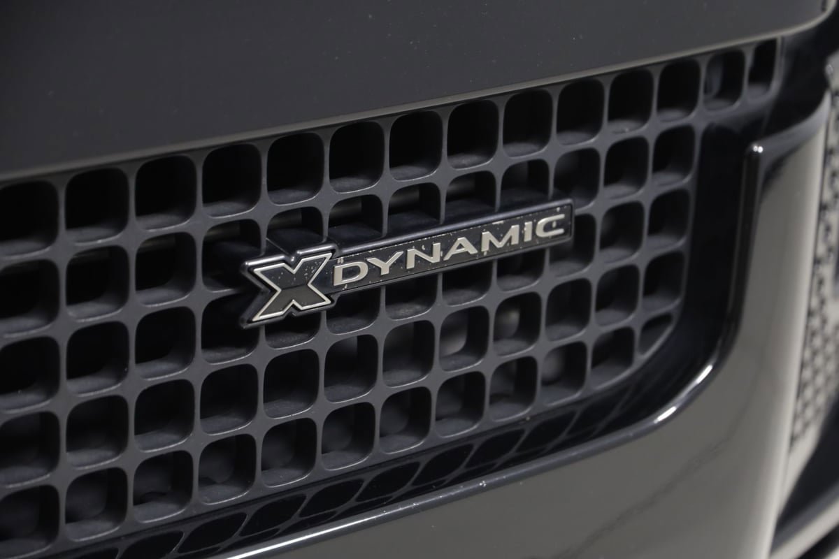Used 2023 Land Rover Defender 90 X-Dynamic SE AWD/4WD image 17