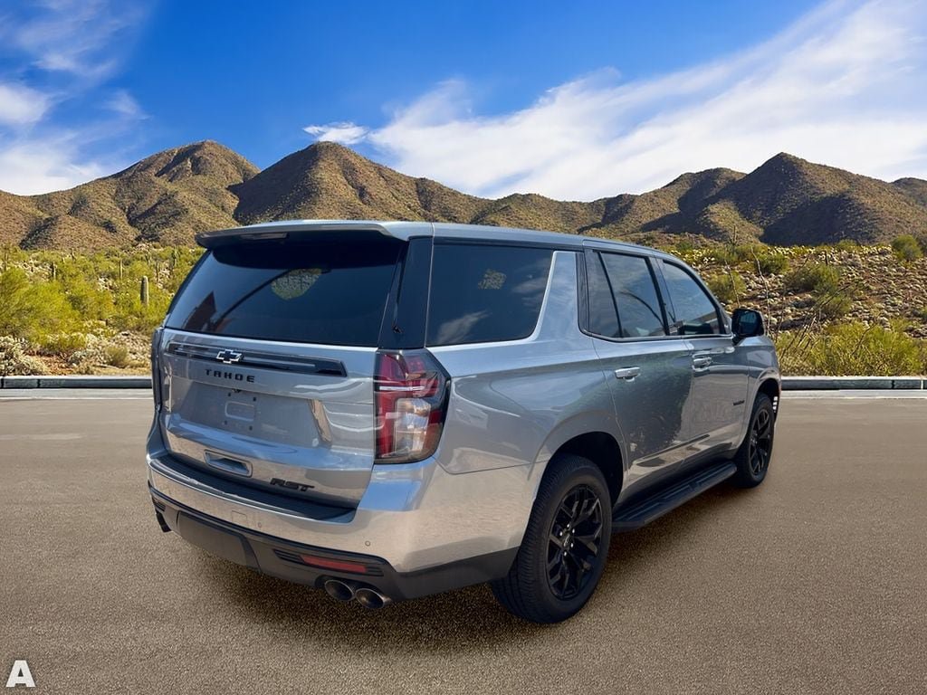 Used 2023 Chevrolet Tahoe RST w/ RST Performance Edition AWD/4WD image 4
