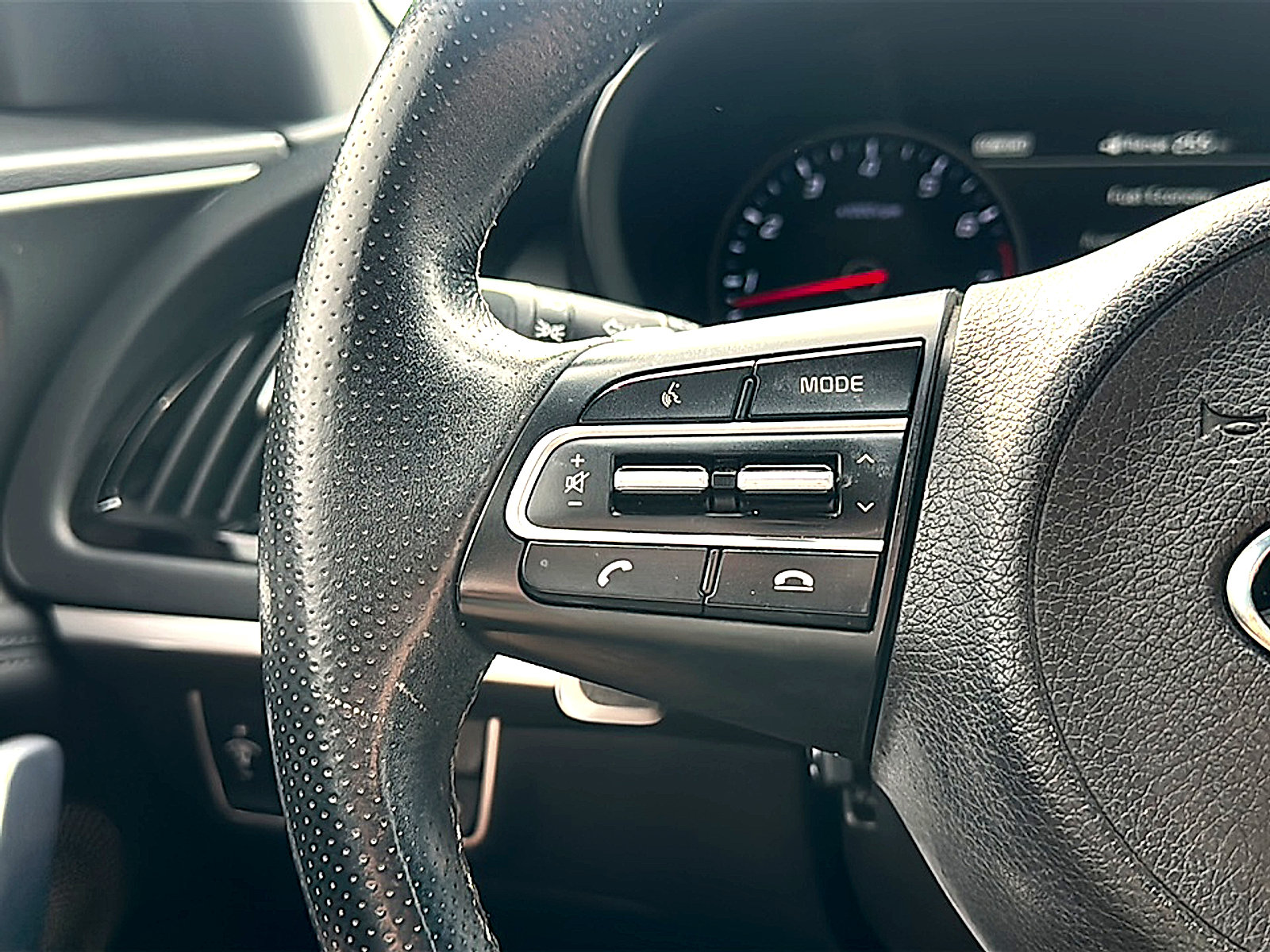 Used 2018 Kia Stinger GT2 image 30