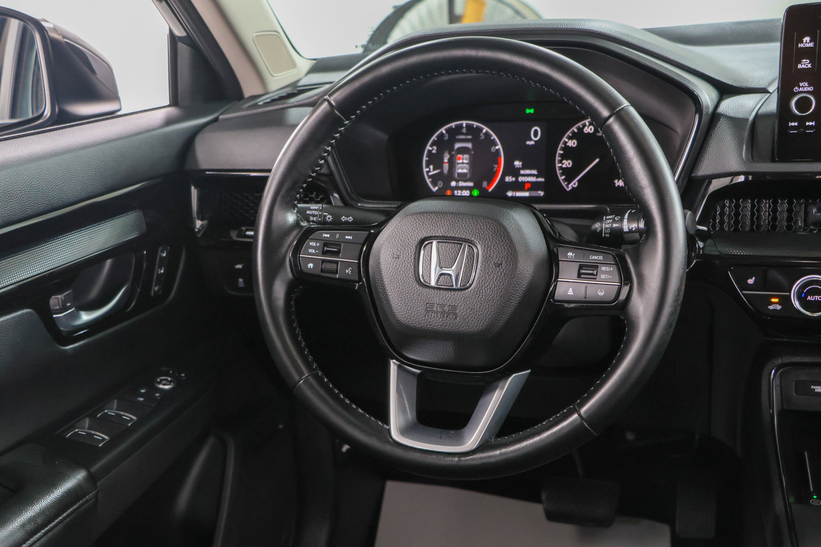 Used 2025 Honda CR-V EX-L image 12