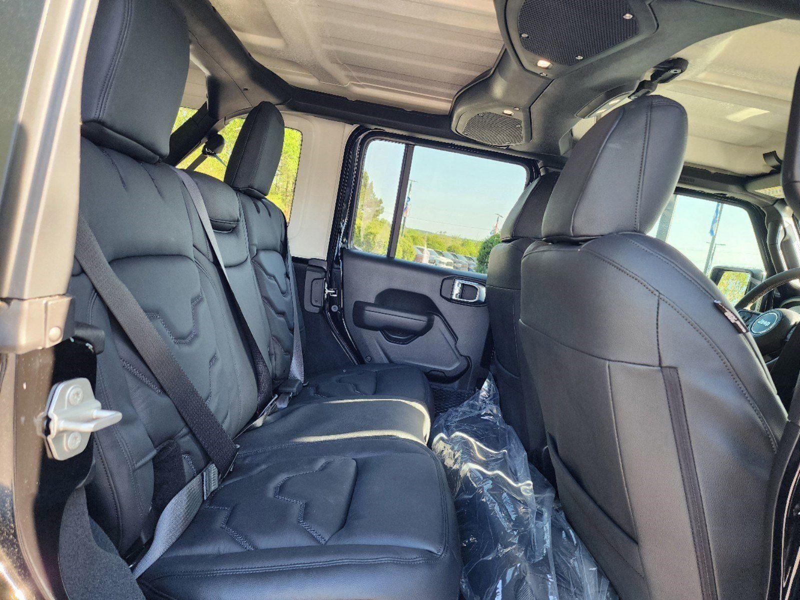 Used 2024 Jeep Wrangler Unlimited Sport image 6