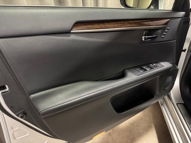Used 2014 Lexus ES 350 w/ Luxury Package FWD image 14