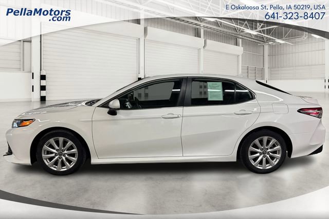 Used 2019 Toyota Camry LE image 6