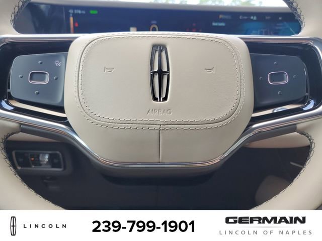 New 2025 Lincoln Nautilus Reserve image 22