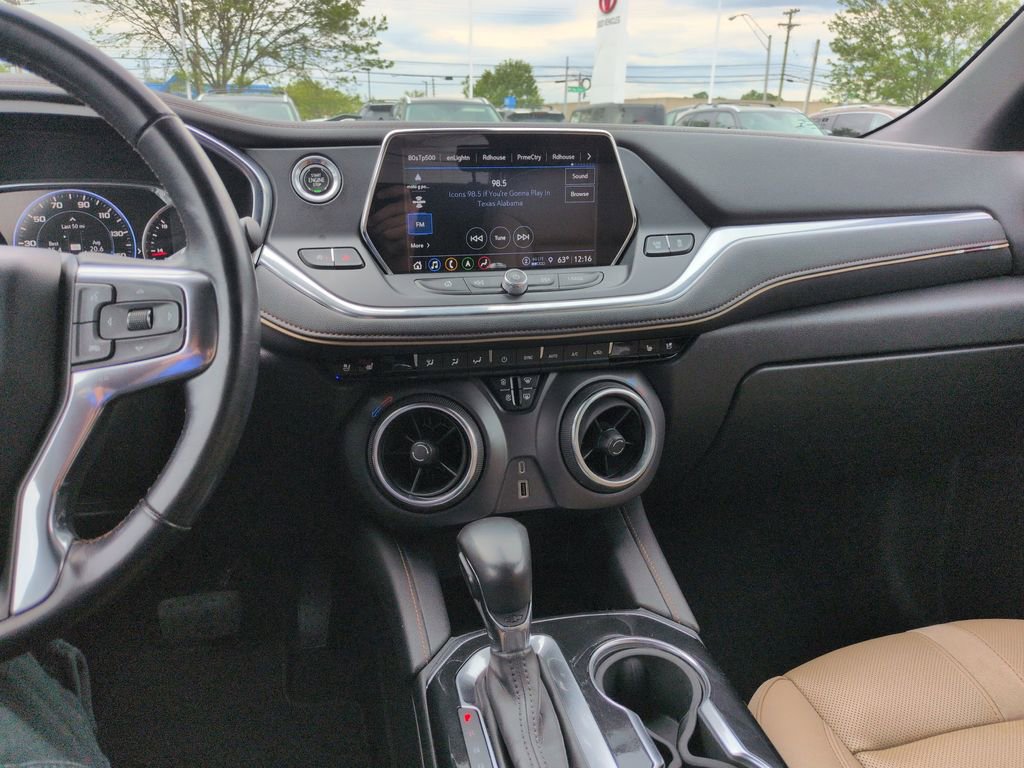 Used 2021 Chevrolet Blazer Premier AWD/4WD image 17