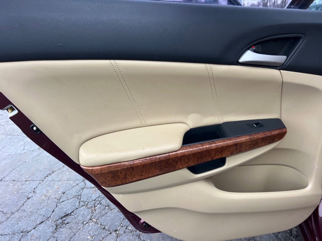 Used 2012 Honda Accord EX-L image 12