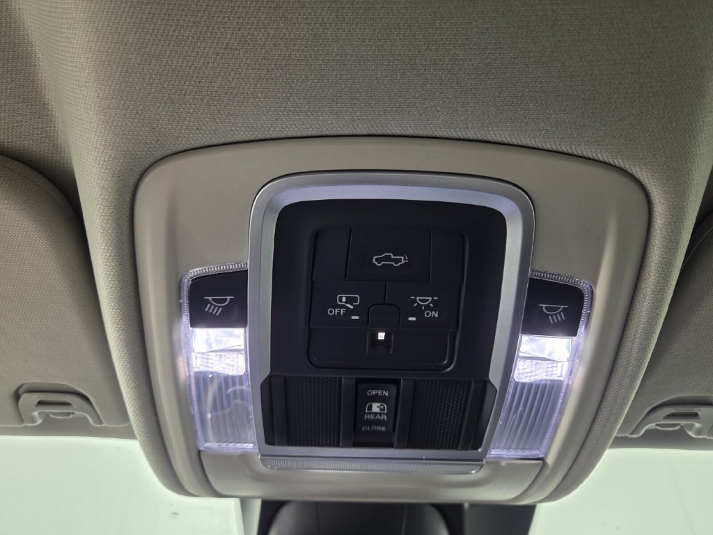 Used 2022 RAM 1500 Laramie RWD image 36