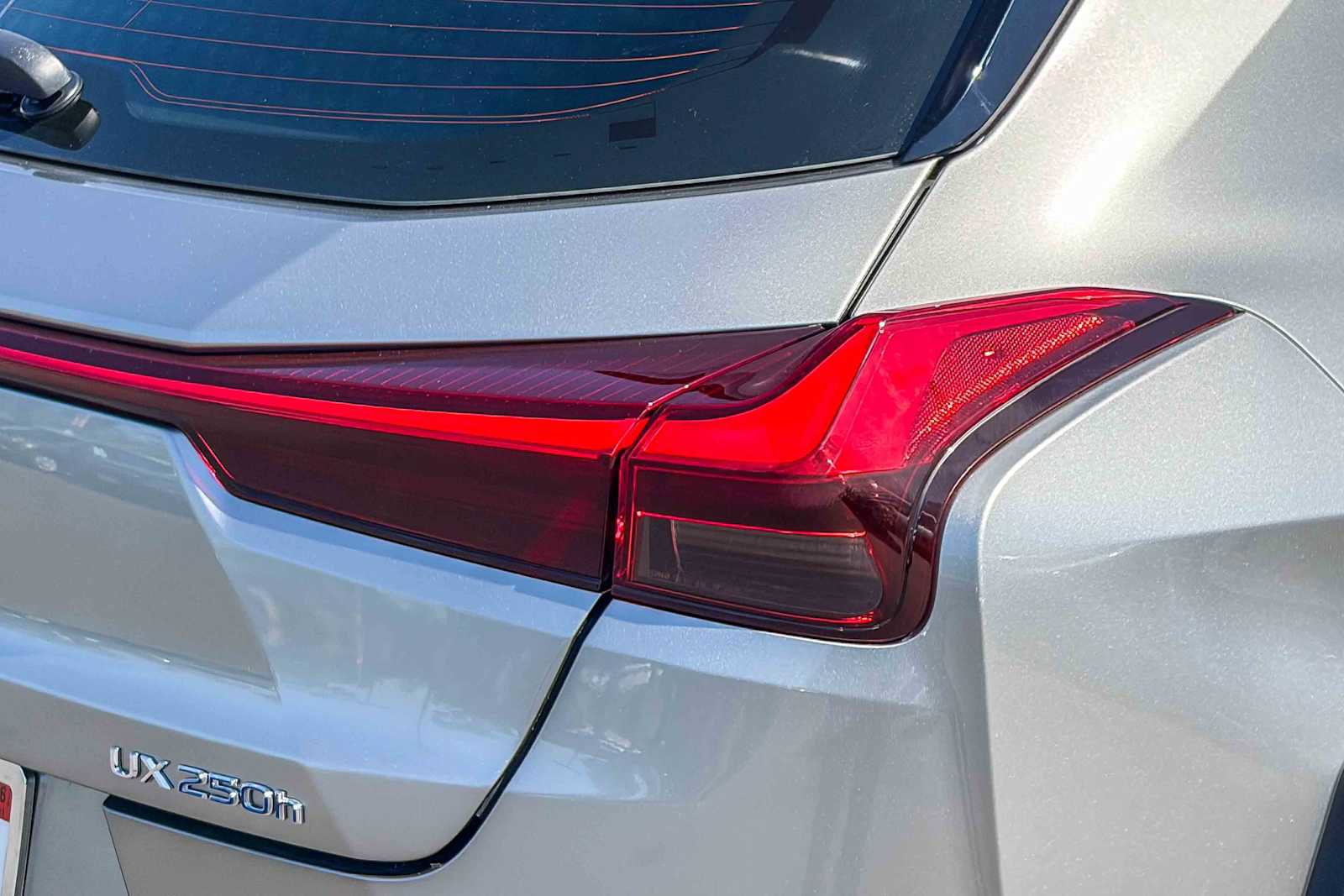 Certified 2022 Lexus UX 250h AWD w/ Accessory Package (Z1) image 8