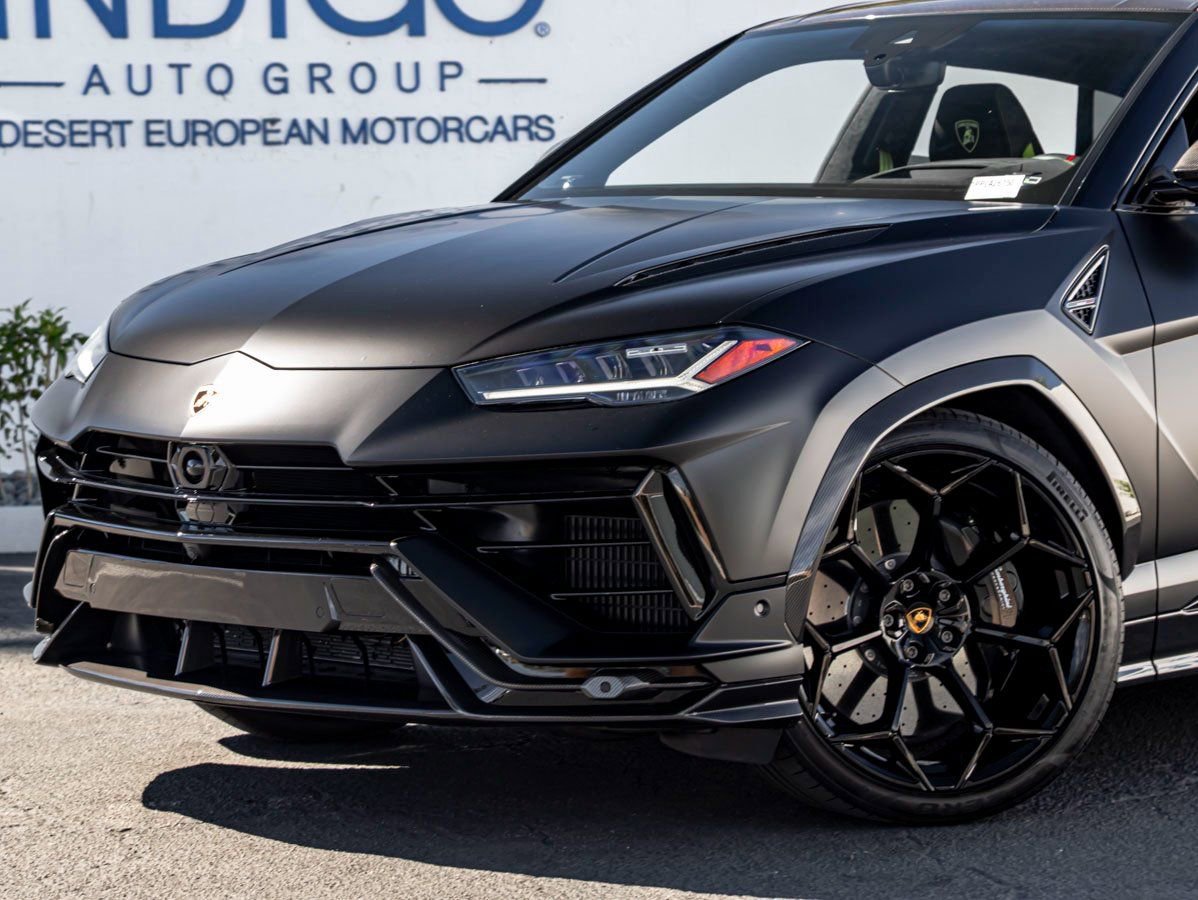Used 2023 Lamborghini Urus Performante image 2