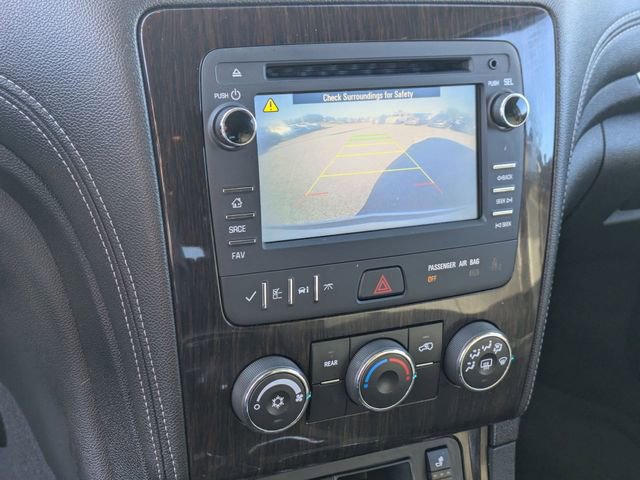 Used 2015 Chevrolet Traverse LT w/ Style and Technology Package image 19