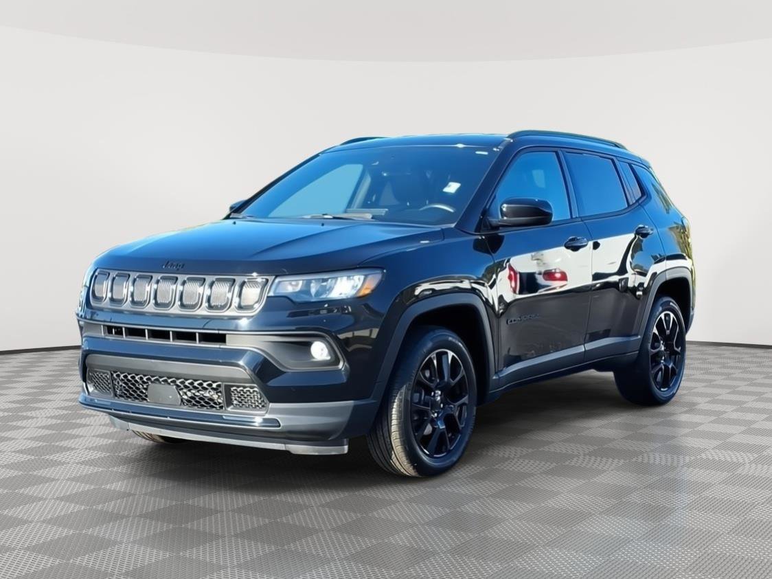 Used 2022 Jeep Compass Altitude w/ Convenience Group image 3