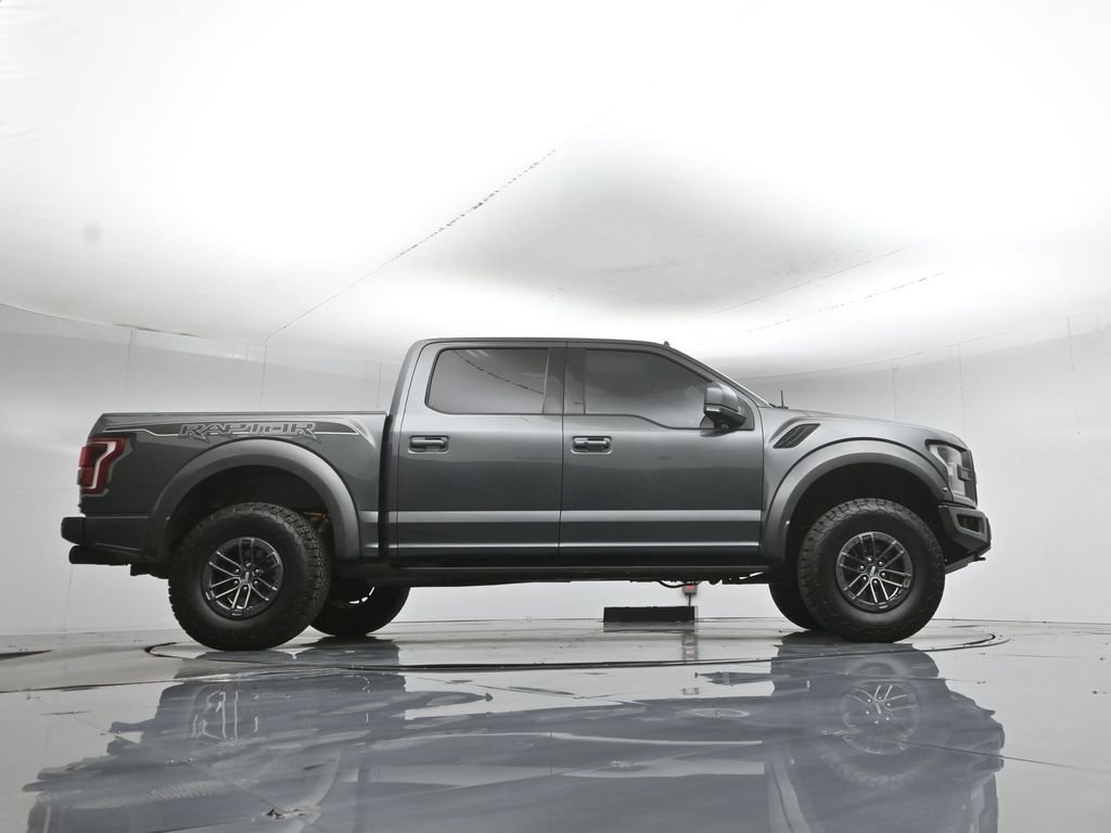 Used 2019 Ford F150 Raptor w/ Equipment Group 802A Luxury AWD/4WD image 51