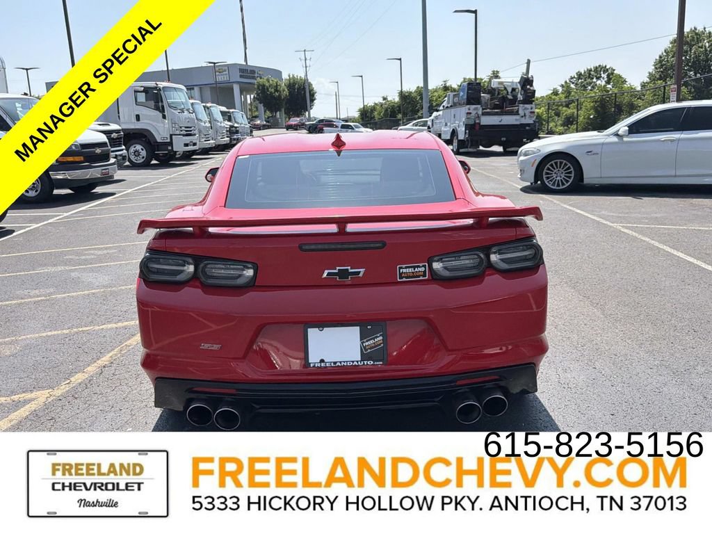 Used 2022 Chevrolet Camaro SS RWD image 4
