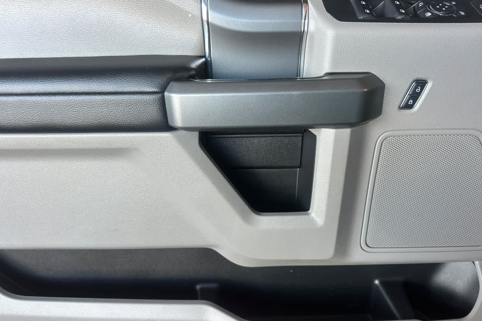 Certified 2017 Ford F350 XLT AWD/4WD image 12