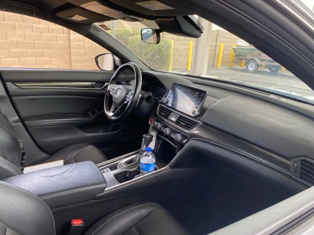 Used 2018 Honda Accord Sport image 5