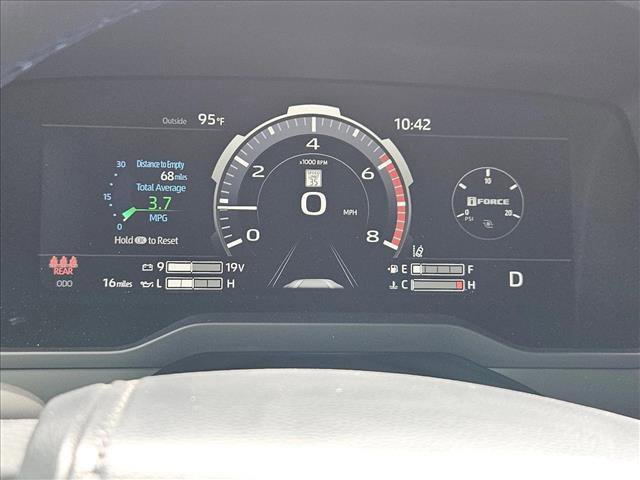 New 2025 Toyota Tundra Platinum image 10