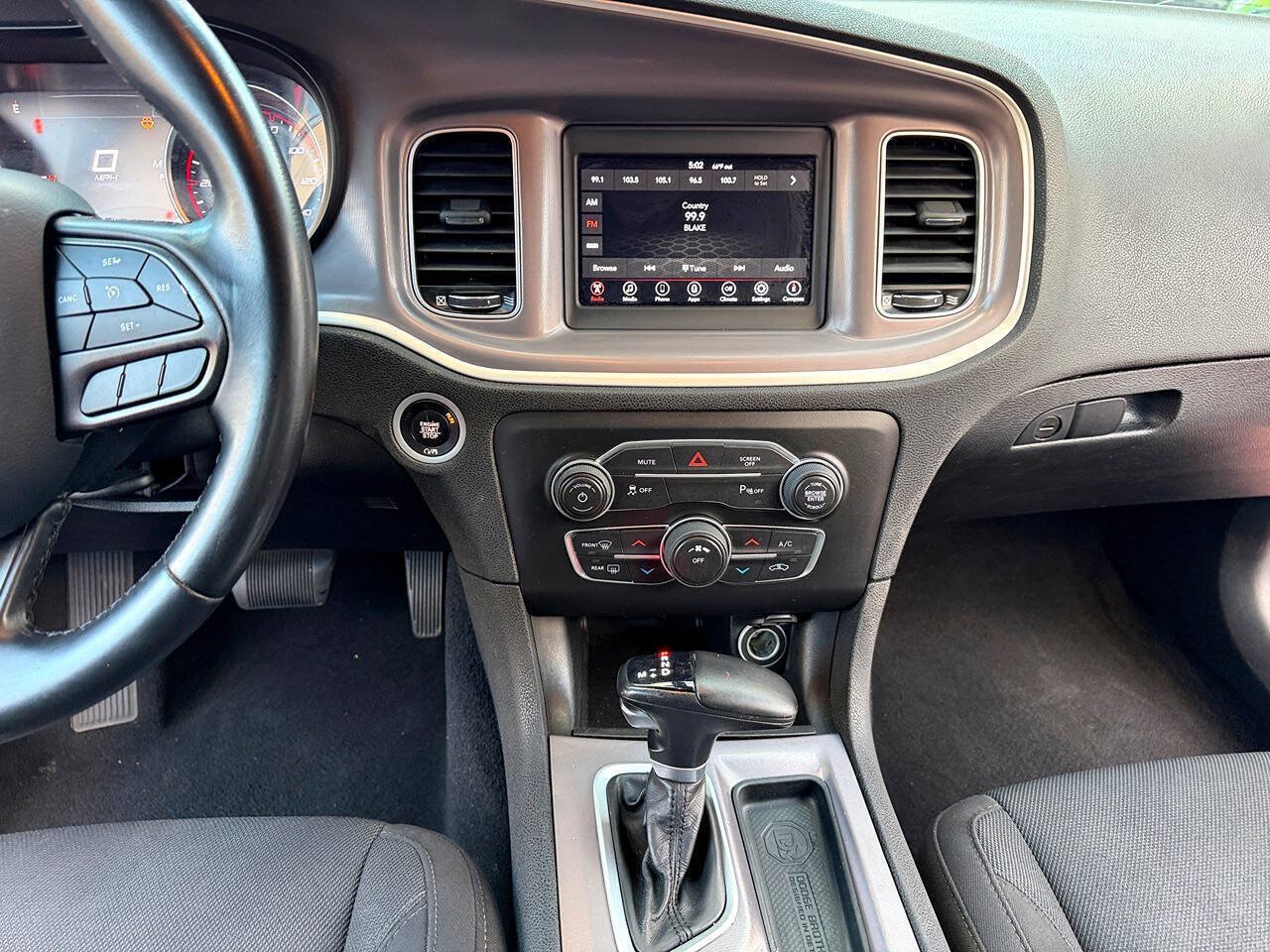 Used 2022 Dodge Charger SXT RWD image 27