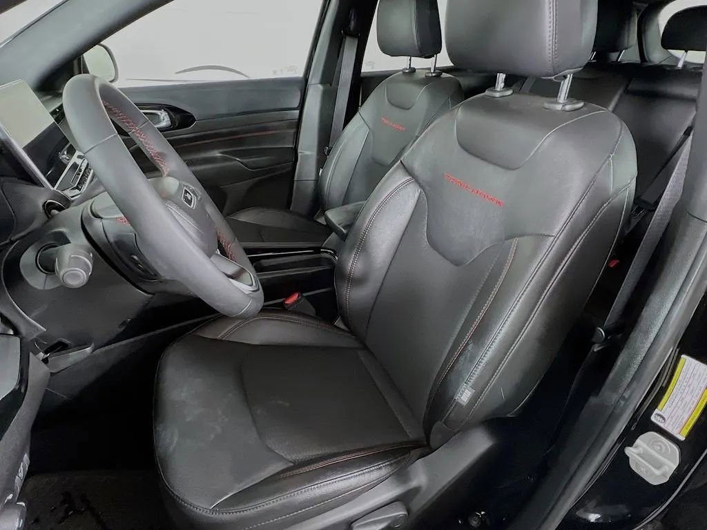 Used 2024 Jeep Compass Trailhawk image 20