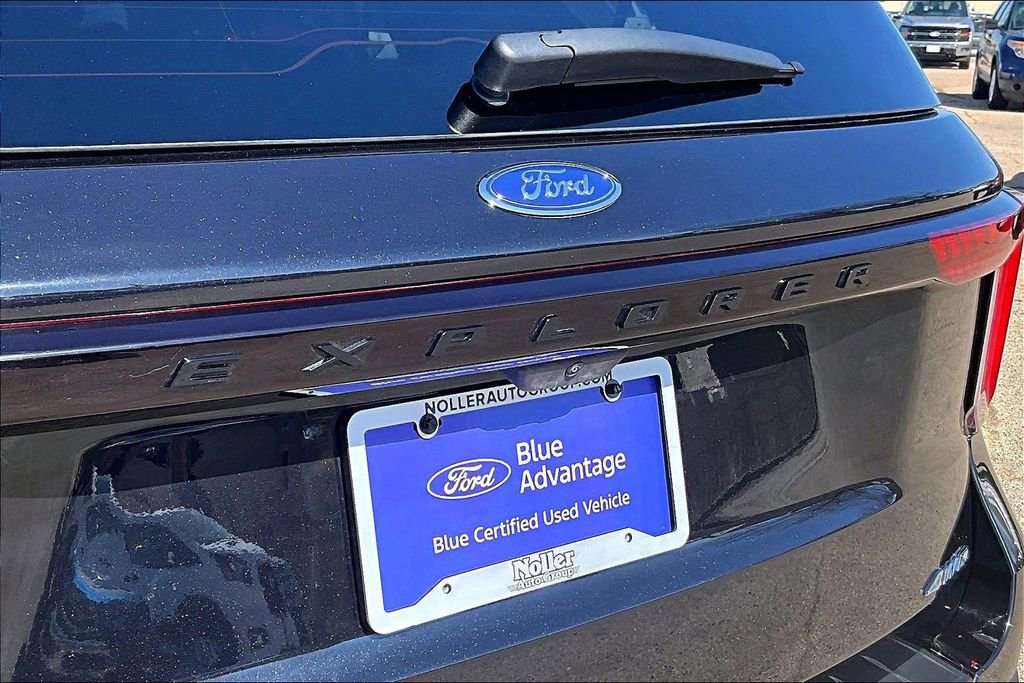 Certified 2025 Ford Explorer ST-Line w/ ST-Line Street Pack image 8