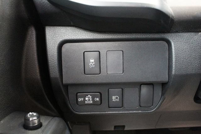 Used 2021 Toyota Tacoma SR w/ SR Convenience Package RWD image 11
