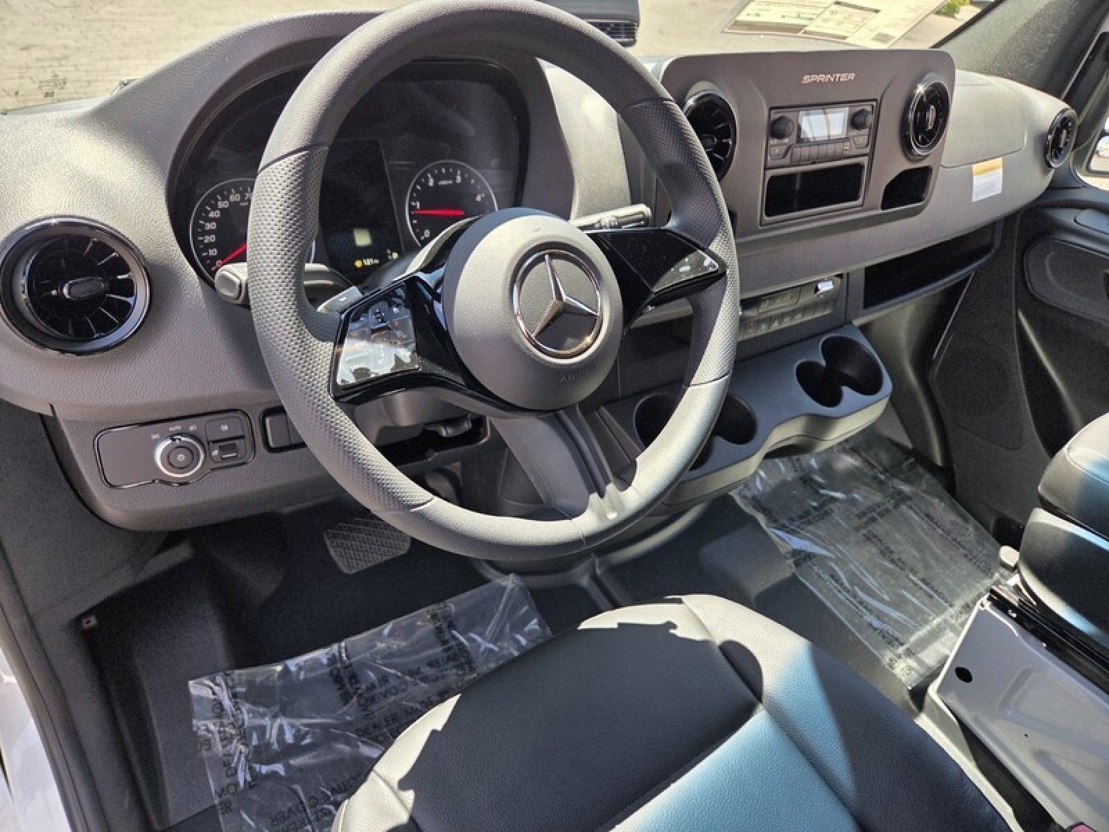 New 2025 Mercedes-Benz Sprinter 2500 image 12