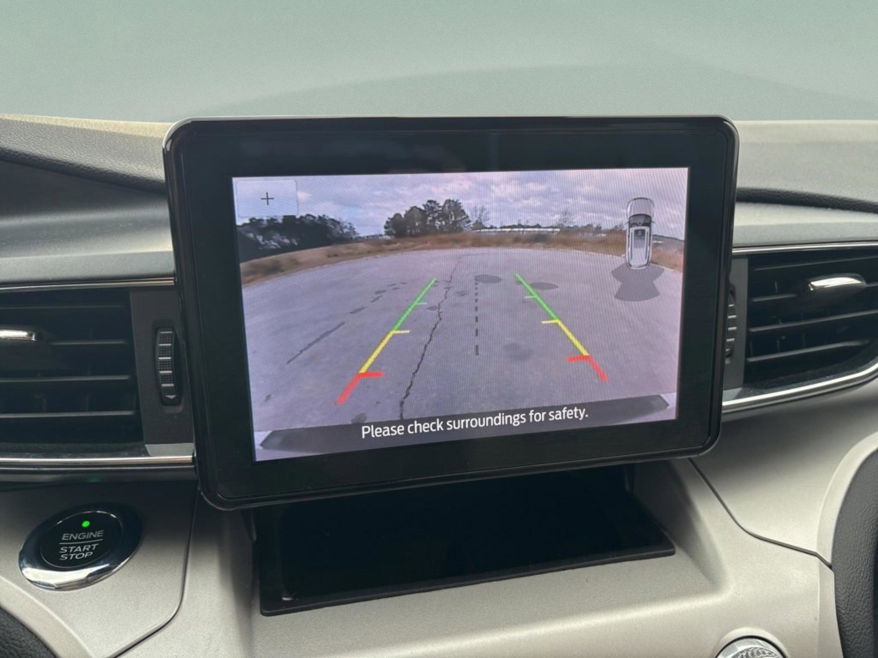 Used 2021 Ford Explorer XLT w/ Equipment Group 202A image 17