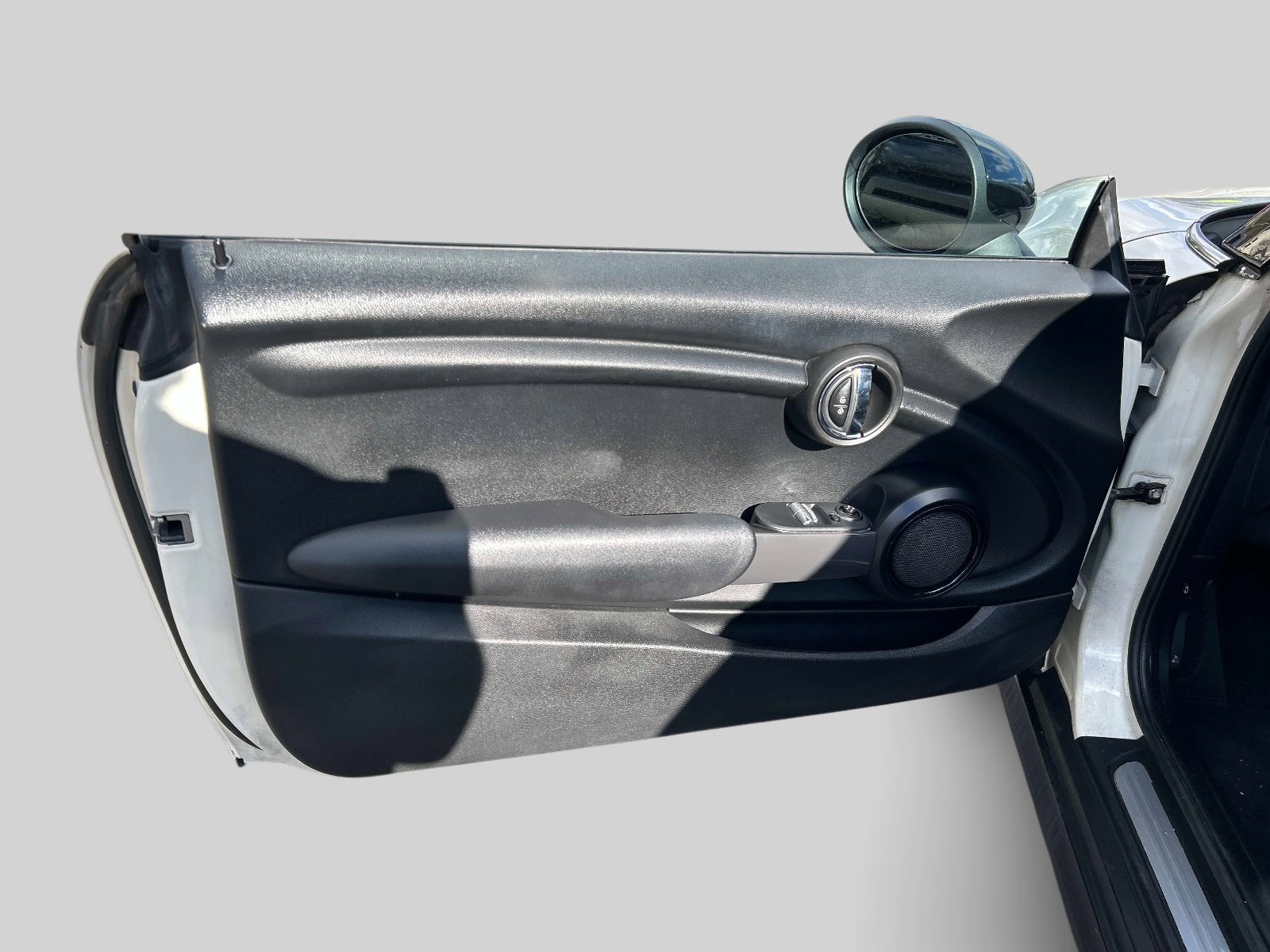 Used 2017 MINI Cooper 2-Door Hardtop FWD image 14
