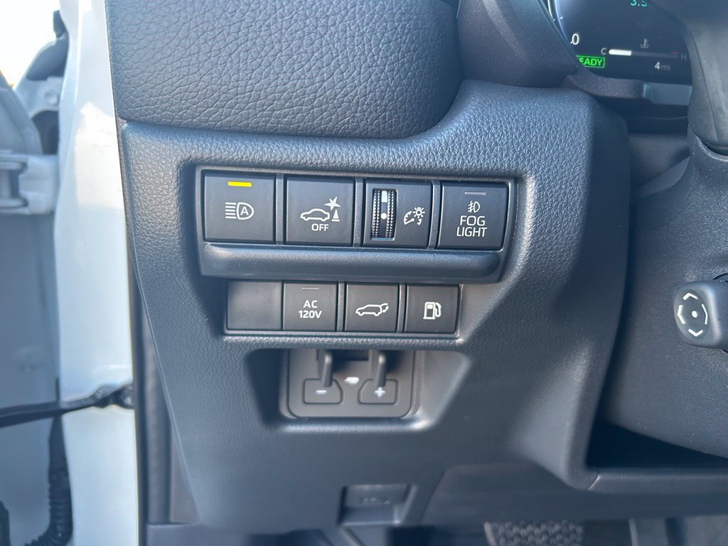 Used 2027 Toyota Land Cruiser w/ Premium Package AWD/4WD image 22