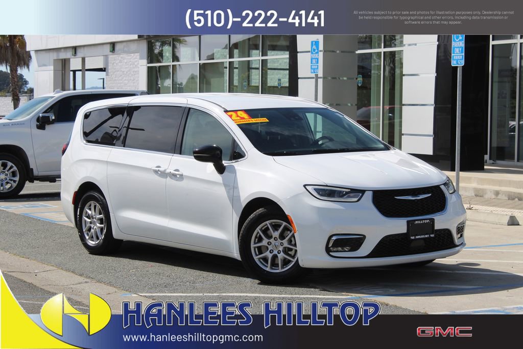 Used 2024 Chrysler Pacifica Touring-L