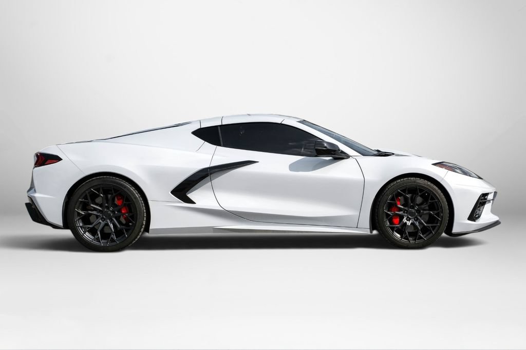 Used 2023 Chevrolet Corvette Stingray Preferred Cpe w/ Z51 Performance Package RWD image 5
